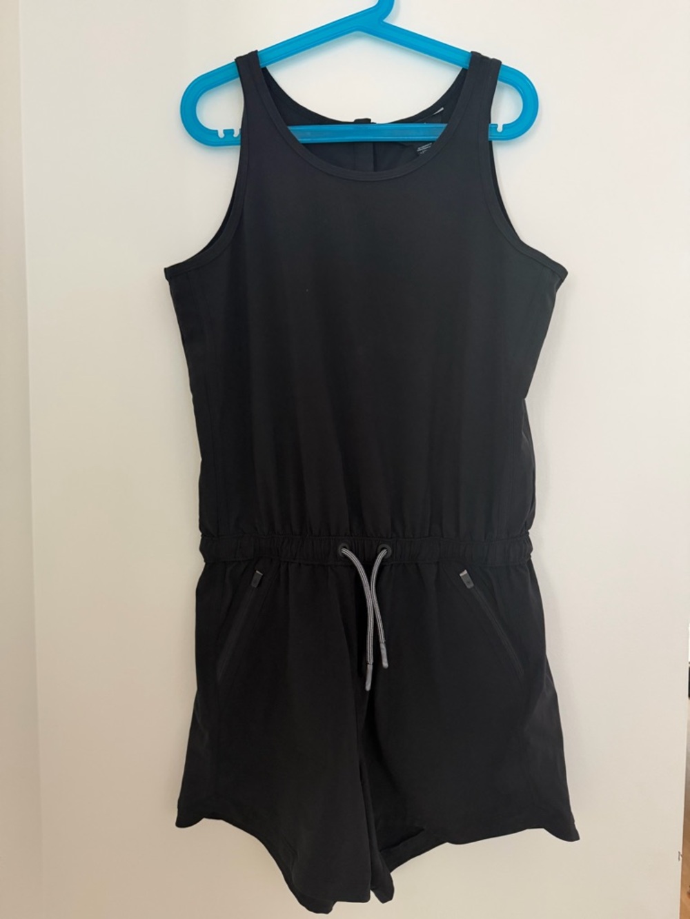 Athleta Girl Black Sleeveless Drawstring Dri-Fit Romper, Size XL (14)
